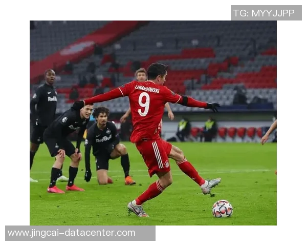 英超焦点战波尔图与本菲卡激战成平局红牌事件引发全场热议